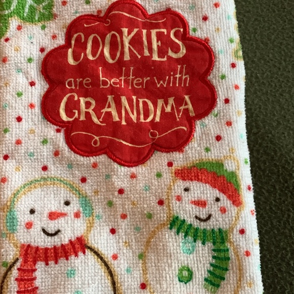 St. Nicolas Square Christmas dish towels. Set of 3. Approximately 16 1/2” x 25” - Picture 3 of 6